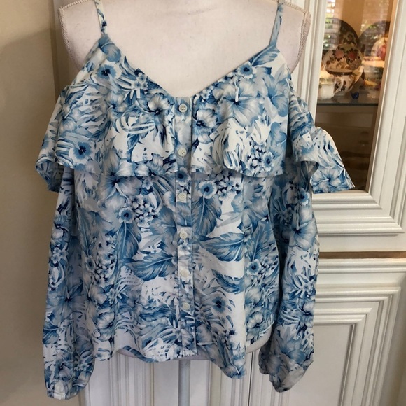 belle sky Tops - Belle Skye Off Shoulder Peasant Blouse Size Medium   A240